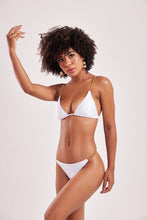 Load image into Gallery viewer, Ajustable Chain Triangle Bikini - White
